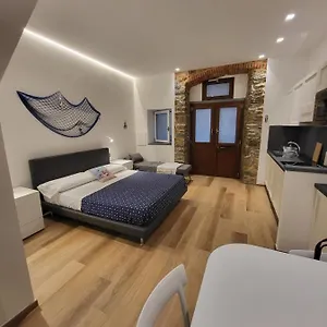 bianca-luna.hotelitalianriviera.com/